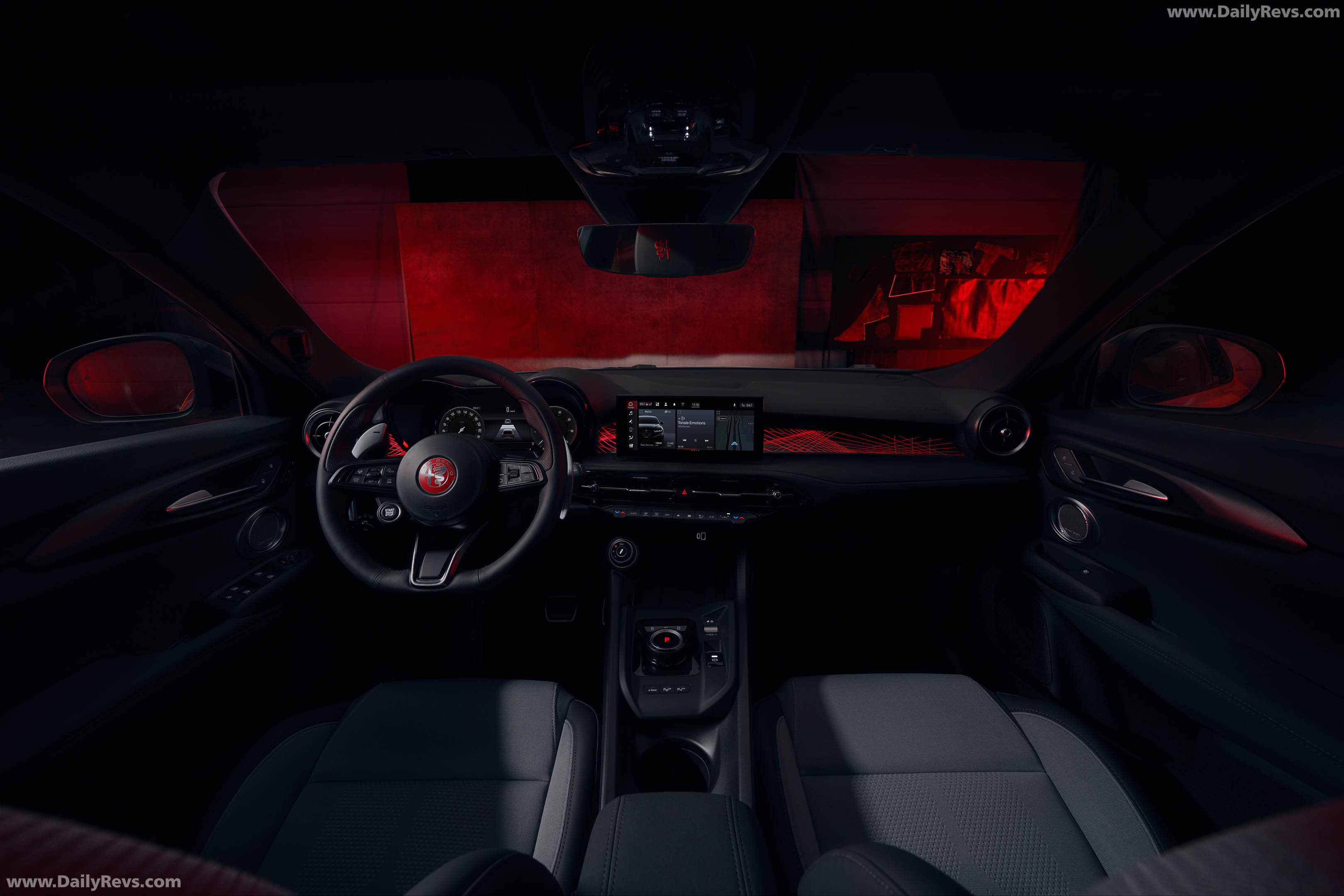 2027 Alfa Romeo Tonale Luna Rossa Interior